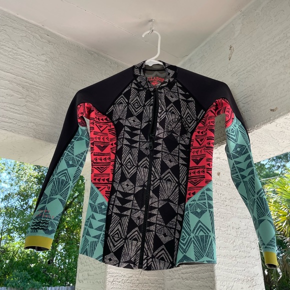 Billabong sz 2 wetsuit long sleeve spring jacket - Picture 4 of 6